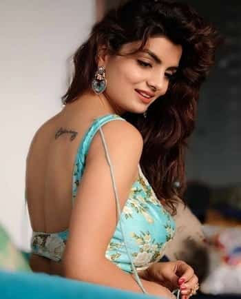 Hyderabad Escorts services - Priyanka